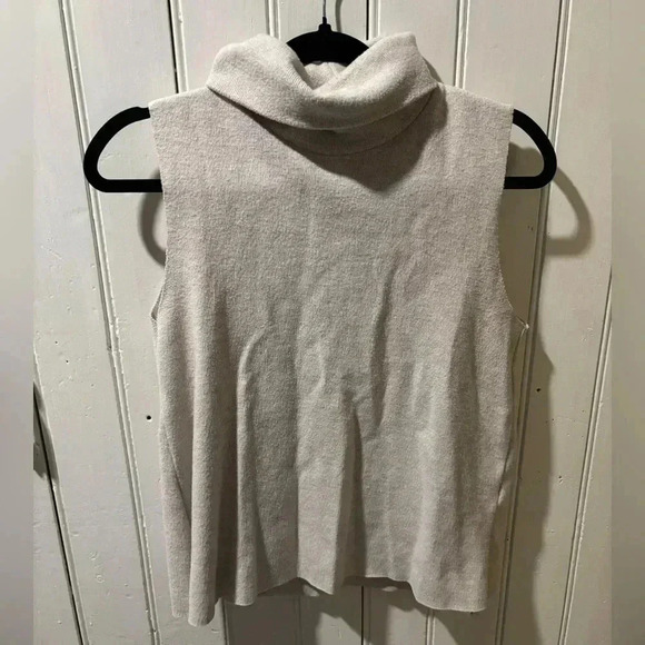 Zara  Soft Turtleneck Sleeveless Top - Picture 2 of 4